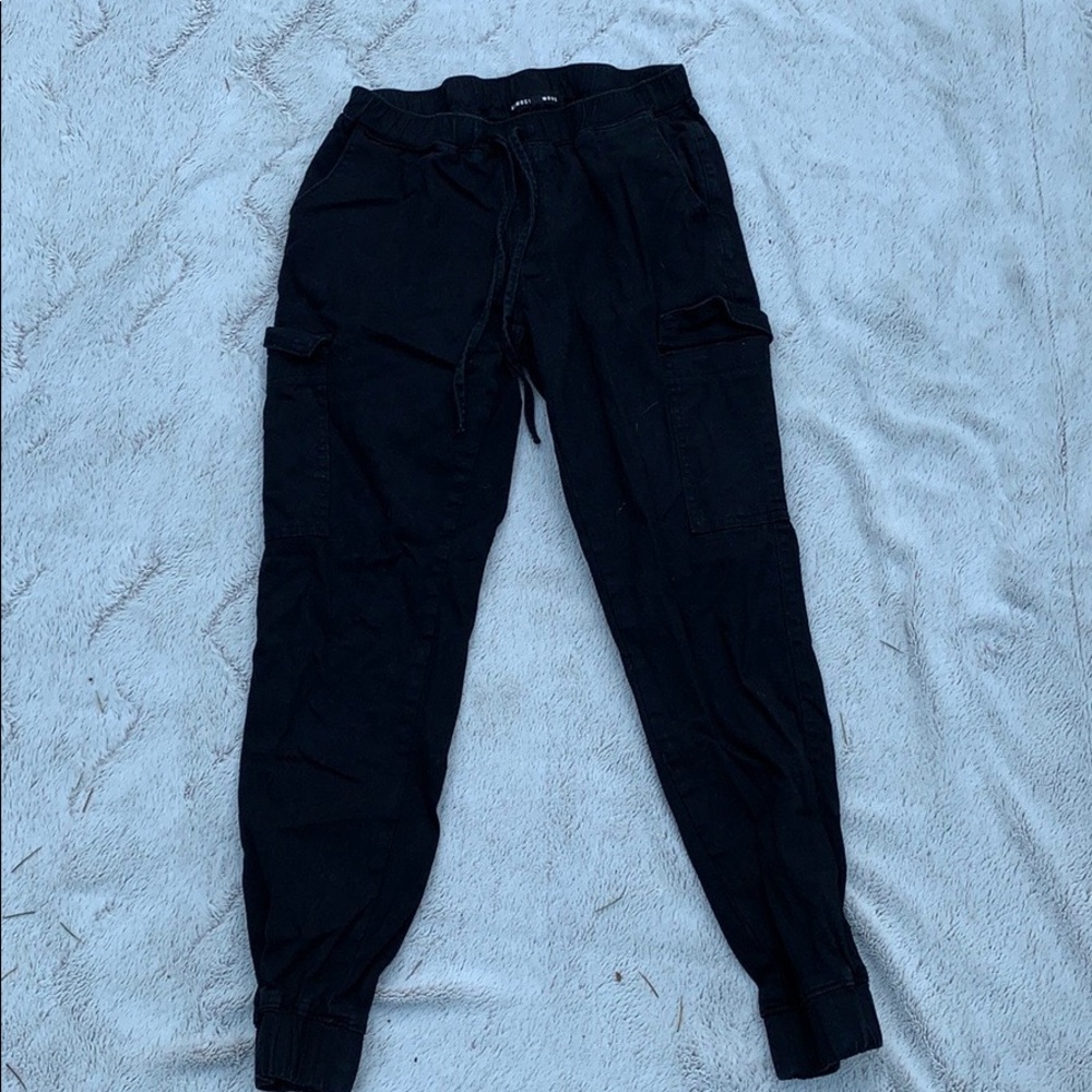 black almost famous cargo pants